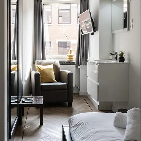 Budget-friendly Center Prime Loc *
