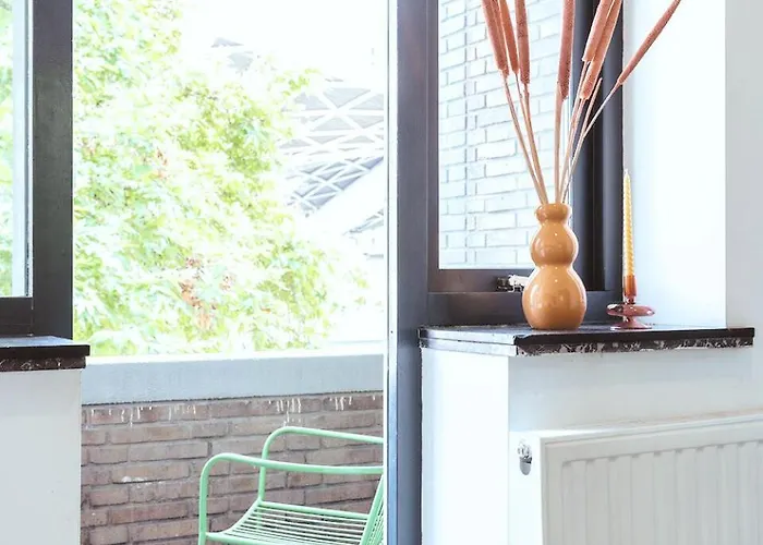 Cozy, Simple, And Affordable For Solo Traveler