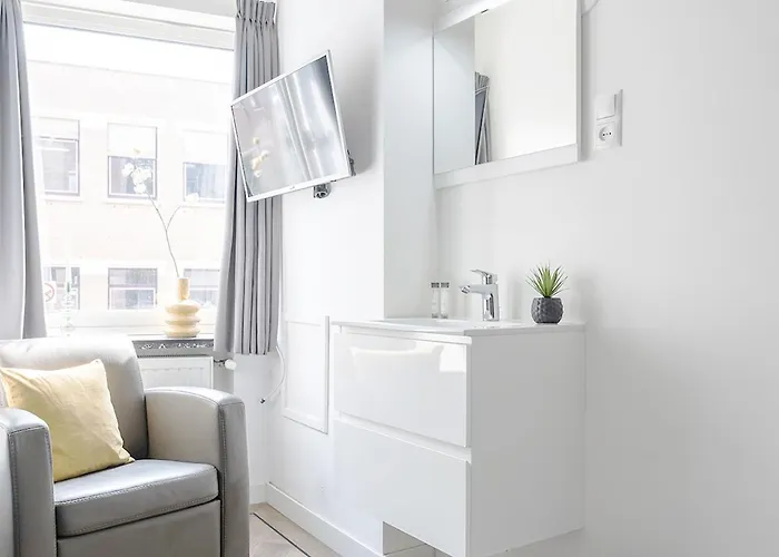 Cozy, Simple, And Affordable For Solo Traveler Tilburg